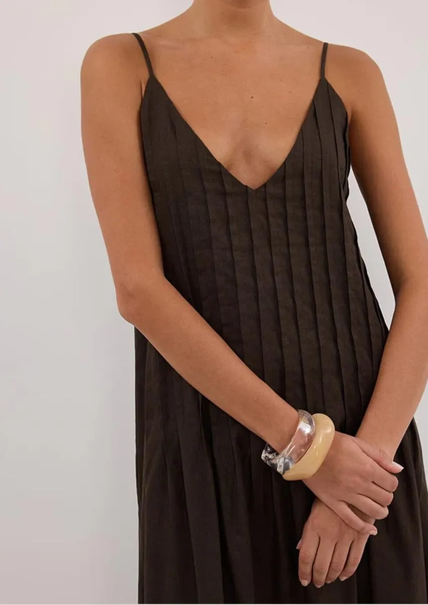 Summer Spaghetti Strap Tuck Maxi Dresses for Women 2025 Vacation V Neck Sleeveless Beach Long Boho Sundress