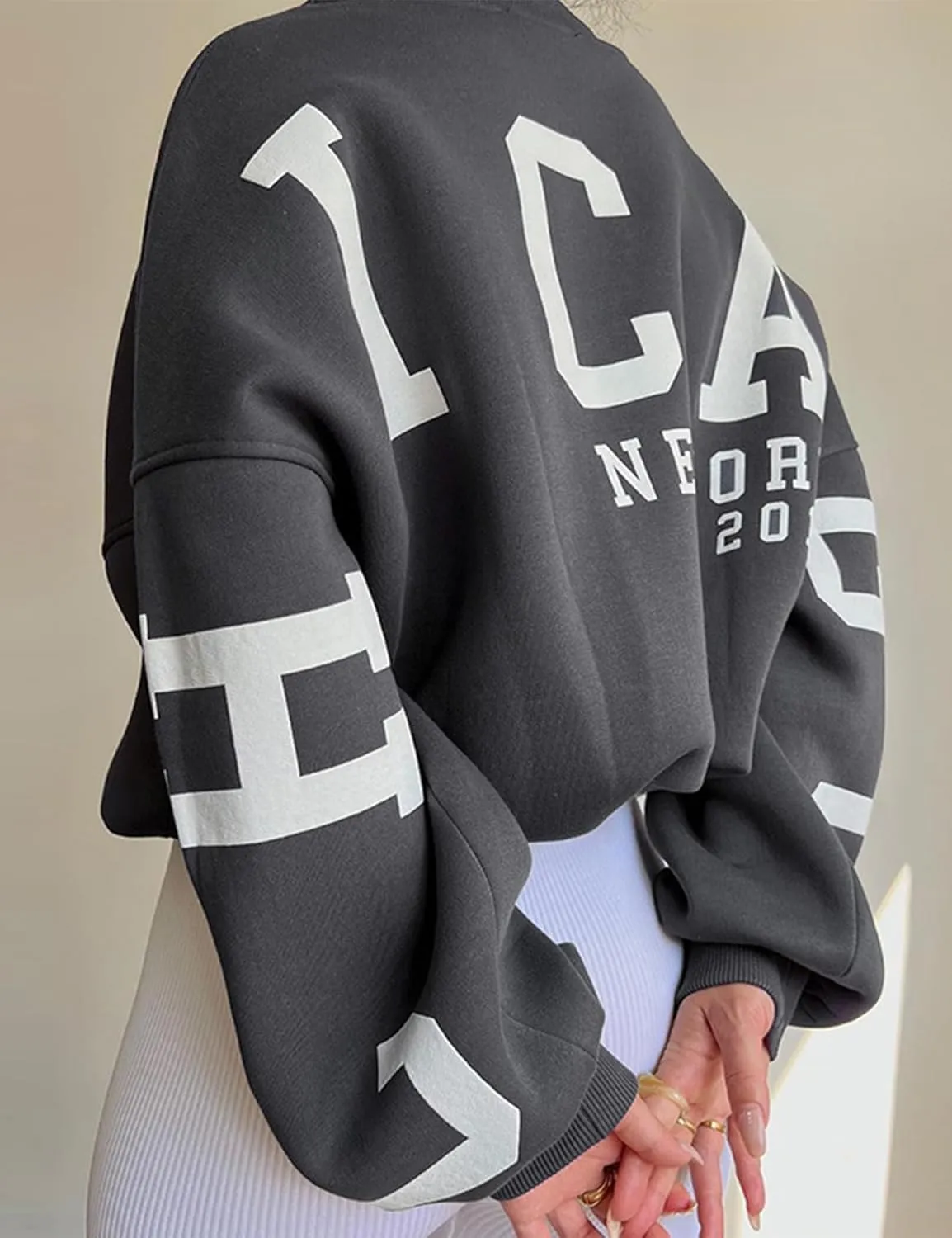 Womens Graphic Sweatshirt Y2K Oversize Letter Chicago Graphic Print Sweatshirt Drop Shoulder Crewneck Pullover Tops