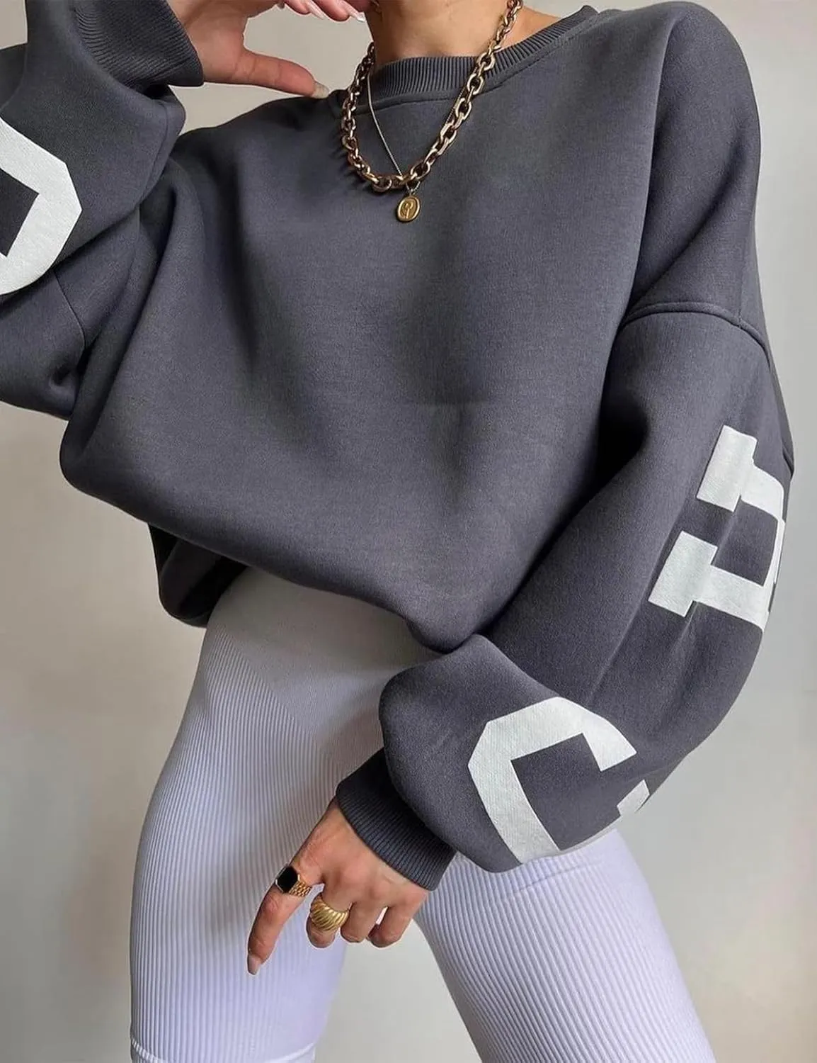 Womens Graphic Sweatshirt Y2K Oversize Letter Chicago Graphic Print Sweatshirt Drop Shoulder Crewneck Pullover Tops